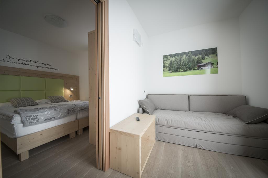 קומזדורה Aparthotel Dolomites Living&Relax חדר תמונה
