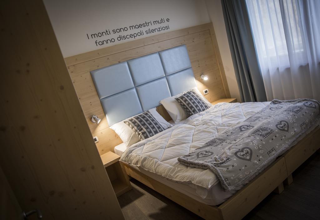 קומזדורה Aparthotel Dolomites Living&Relax מראה חיצוני תמונה