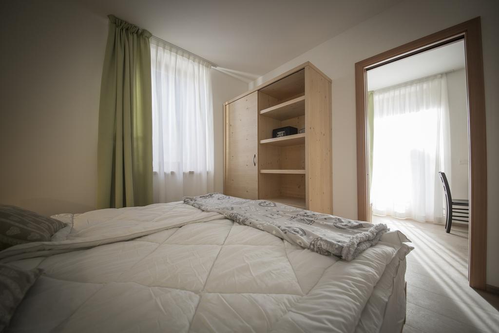קומזדורה Aparthotel Dolomites Living&Relax מראה חיצוני תמונה