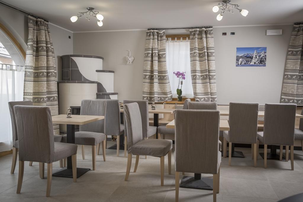 קומזדורה Aparthotel Dolomites Living&Relax מראה חיצוני תמונה